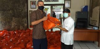 Depok Bellla Cassa Peduli Bagikan Sembako kepada Masyarakat Berdampak Covid-19 Depok Bellla Cassa Peduli Bagikan Sembako kepada Masyarakat Berdampak Covid-19