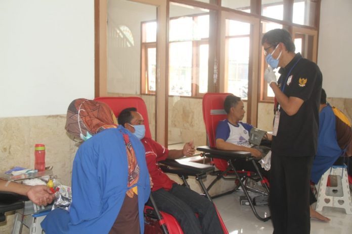 Di Bandung Barat Komunitas Matahati Terus Berbagi di Tengah Pandemi