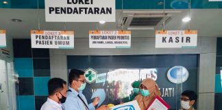 Di Jaktim WIKA Suplai Vitamin untuk Tenaga Medis