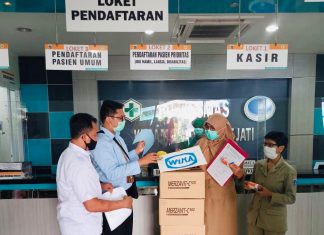 Di Jaktim WIKA Suplai Vitamin untuk Tenaga Medis