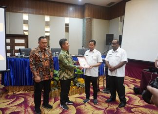 Kemendagri Serahkan Dokumen RKPD 2023 ke Tiga DOB Papua